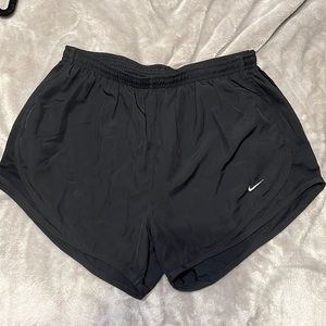 Black Nike Tempo Women's Running Shorts